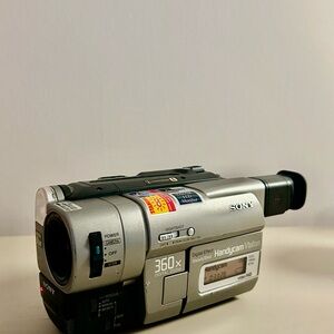 Sony Handycam Vision 360x Digital Zoom Silver Camcorder